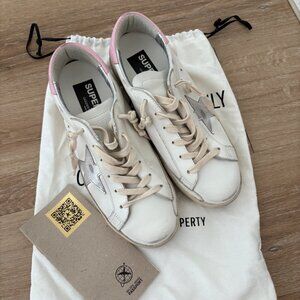 Golden Goose Super-Star Low Top Sneaker (Women's US9/EU39)